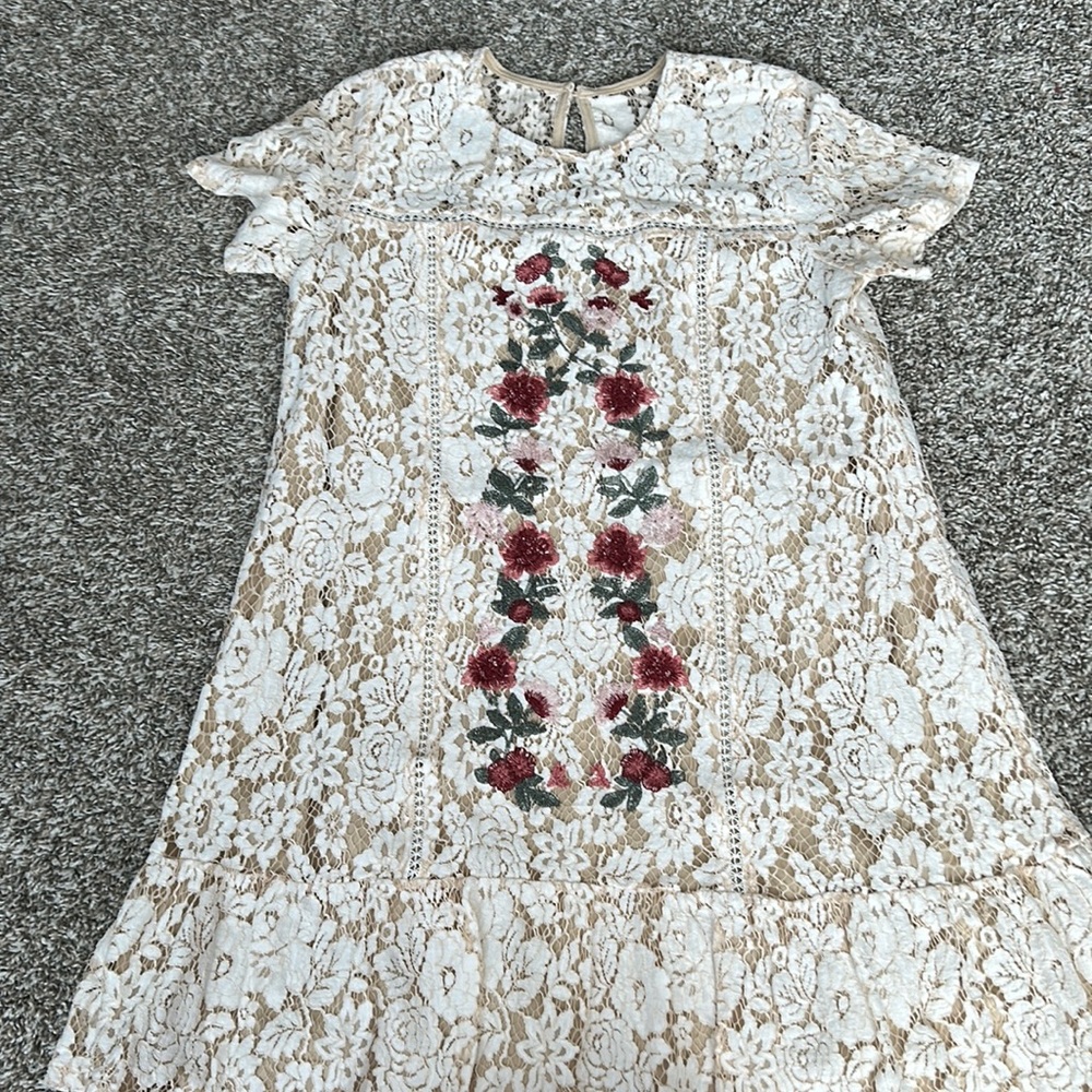 Miami lace dress
